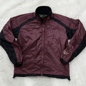 Mountain Hardwear windbreaker size 8